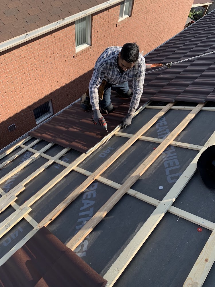 T DOT Roofers Inc