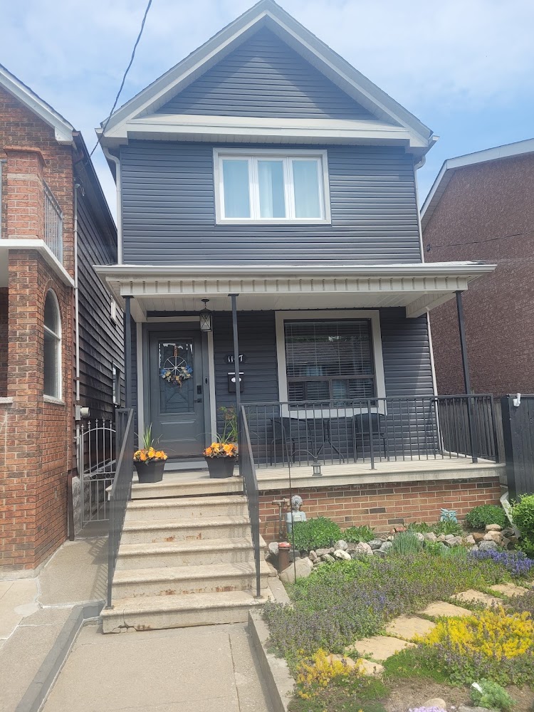 Danforth Road Roofing Installers and Contractors
